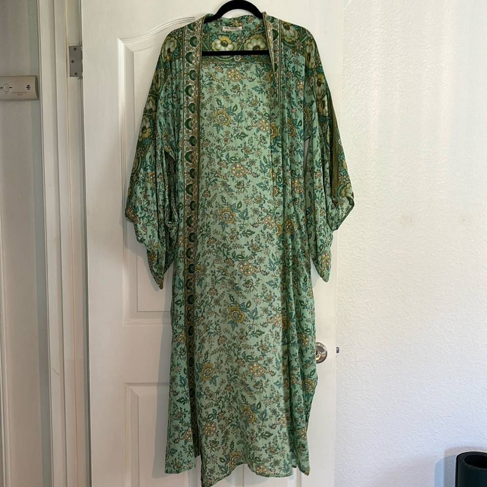 Folk song robe